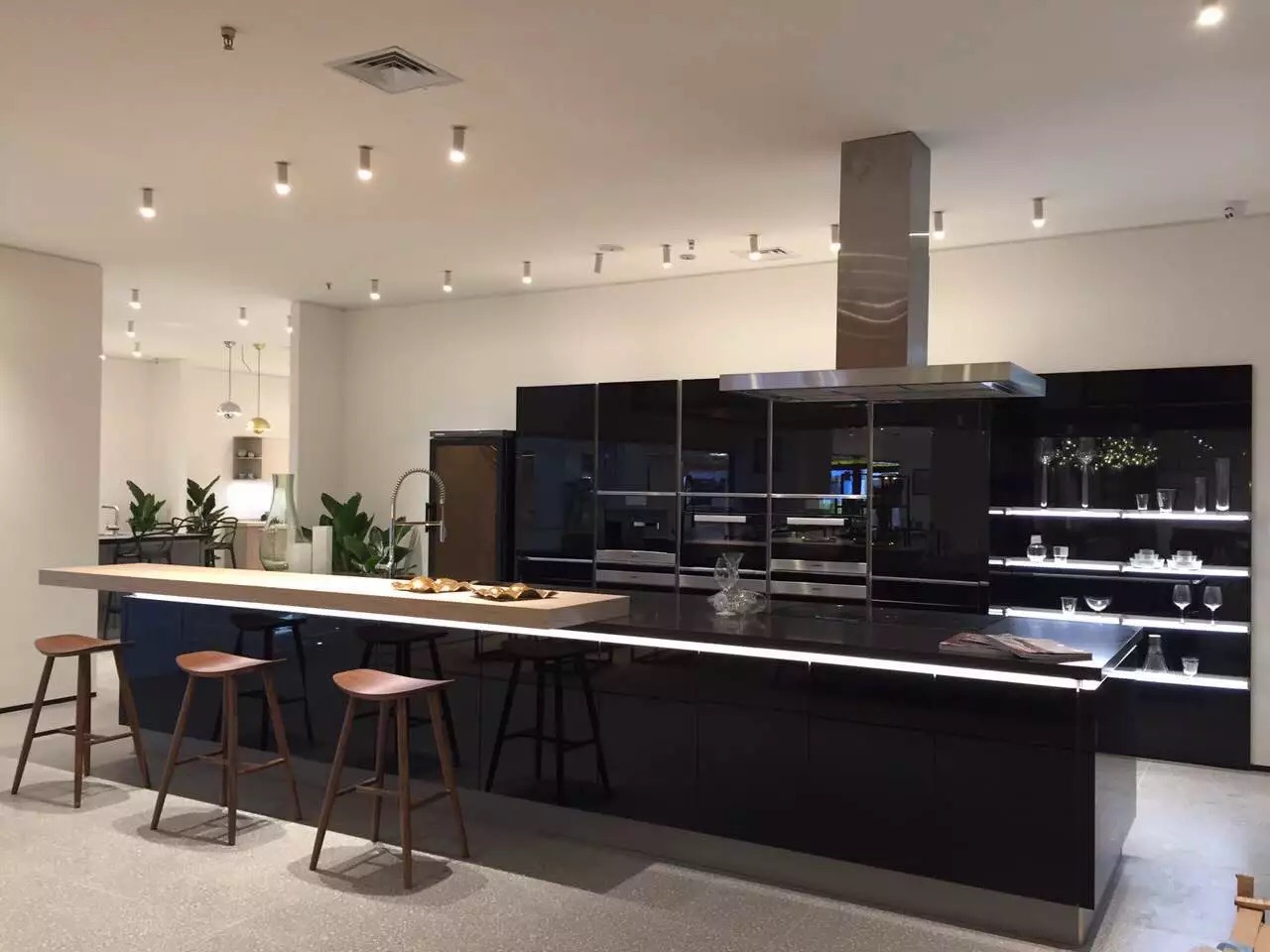 走在潮流前端，SCAVOLINI、KEYE門店都在用它！(圖1)